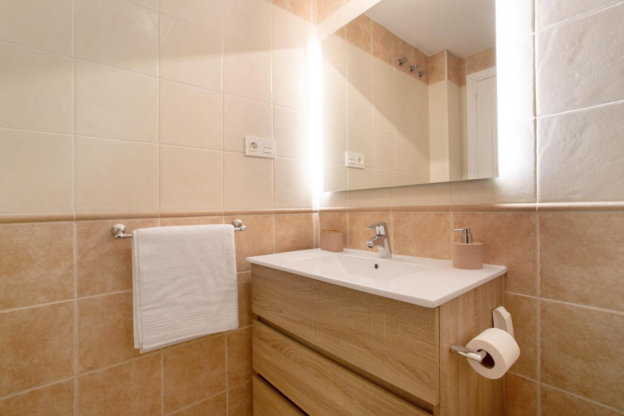 Apartamento Carlos Haya Málaga Esterno foto